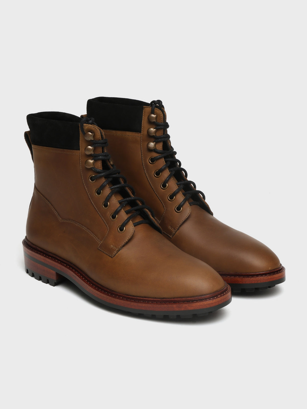RANGER, LACE-UP DERBY BOOT - COGNAC WAXY