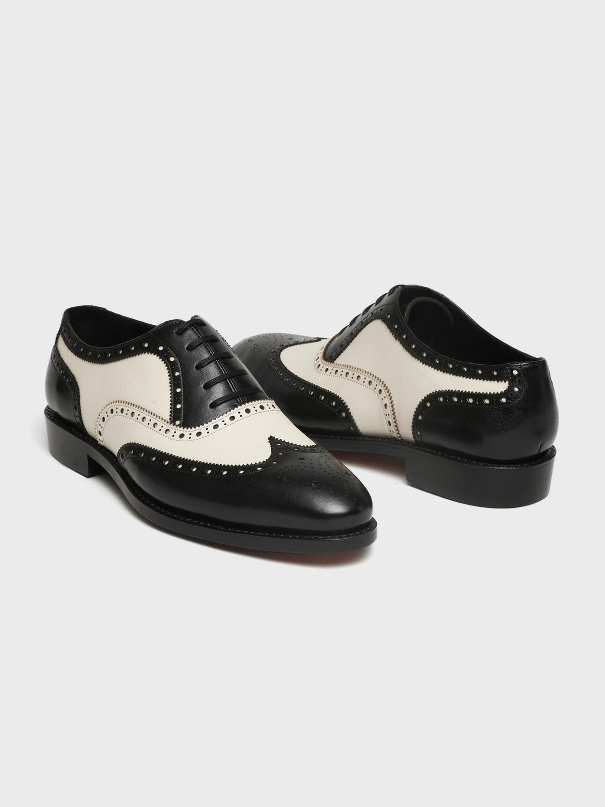 VINCE, SPECTATOR OXFORD - BLACK