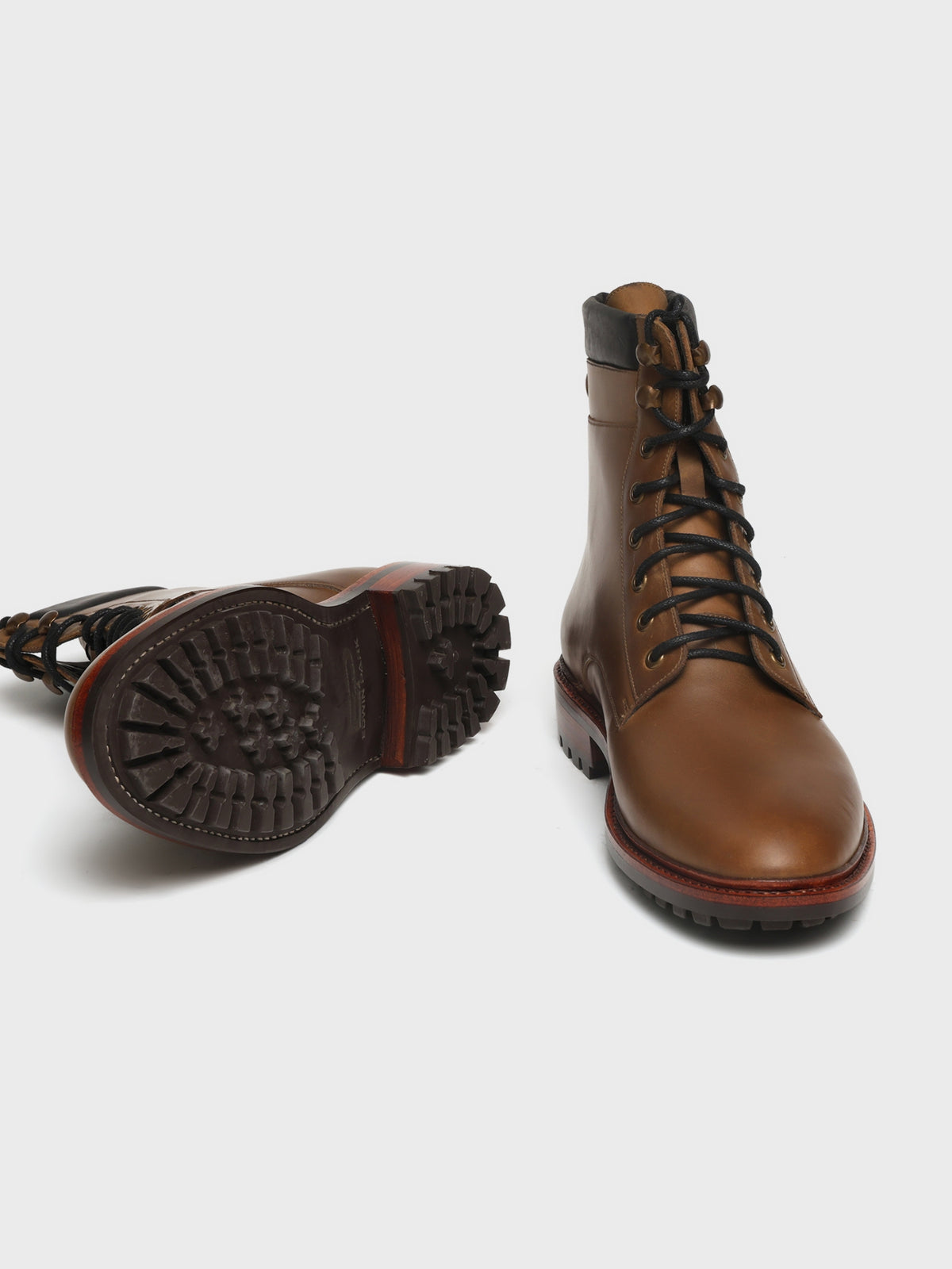 ATLAS, LACE-UP DERBY BOOT - COGNAC WAXY PULLUP