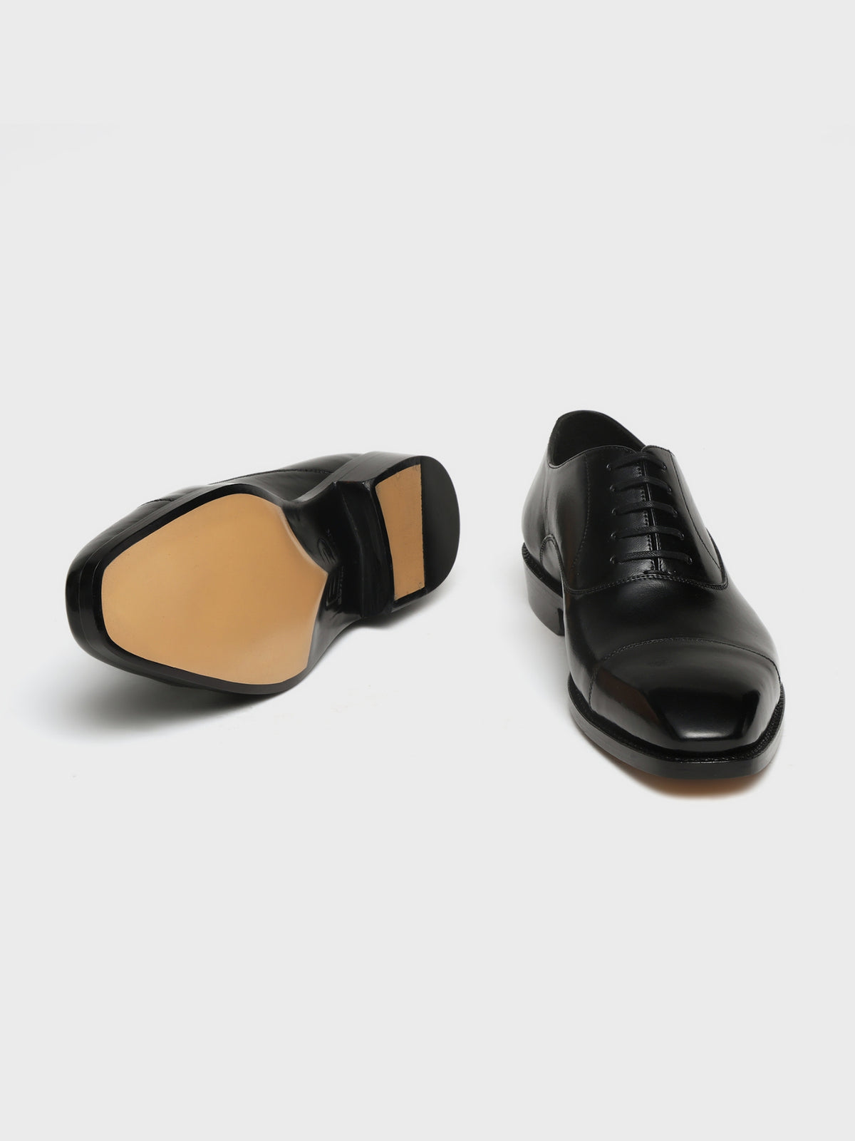 LINCOLN, CAP-TOE OXFORD - BLACK